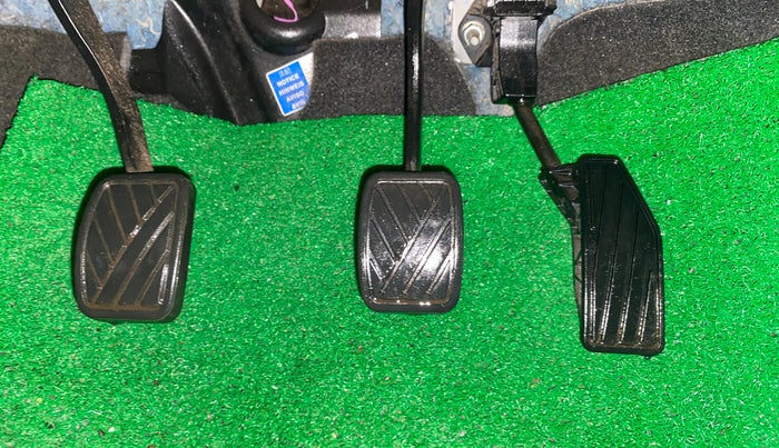 2019 Maruti Baleno DELTA PETROL 1.2, Petrol, Manual, 47,730 km, Pedals