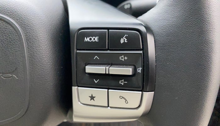 2023 Hyundai Verna SX (O)1.5 VTVT, Petrol, Manual, 1,382 km, Adaptive Cruise Control