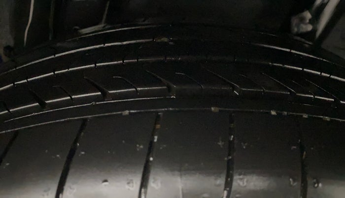 2023 Hyundai Verna SX (O)1.5 VTVT, Petrol, Manual, 1,382 km, Left Rear Tyre Tread