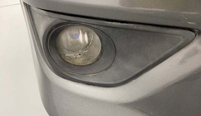 2013 Toyota Innova 2.5 GX 8 STR, Diesel, Manual, 67,882 km, Right fog light - Not working