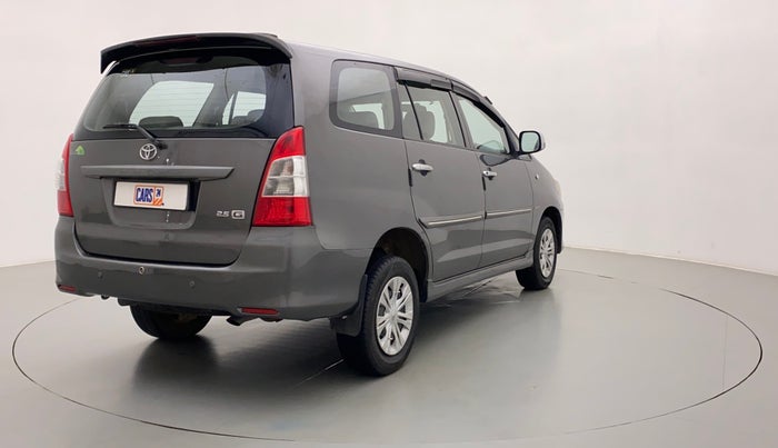 2013 Toyota Innova 2.5 GX 8 STR, Diesel, Manual, 67,882 km, Right Back Diagonal