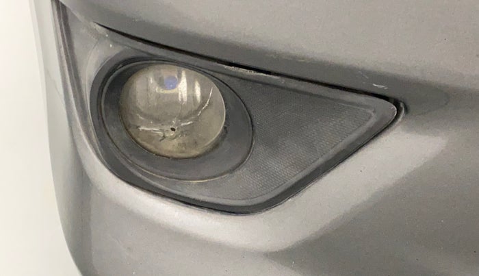 2013 Toyota Innova 2.5 GX 8 STR, Diesel, Manual, 67,882 km, Right fog light - Minor damage