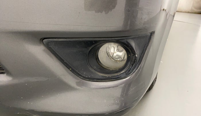 2013 Toyota Innova 2.5 GX 8 STR, Diesel, Manual, 67,882 km, Left fog light - Not working