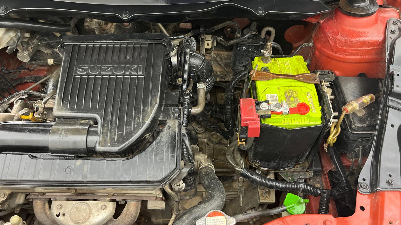 2013 Maruti Swift ZXI, Petrol, Manual, 99,186 km, Engine View - Left