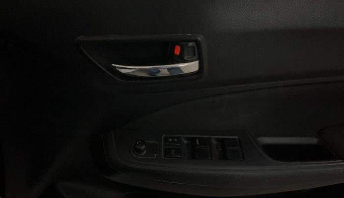 2018 Maruti Swift VXI, Petrol, Manual, 55,775 km, Driver Side Door Panels Control