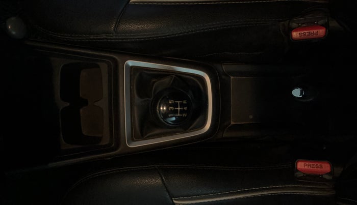 2018 Maruti Swift VXI, Petrol, Manual, 55,775 km, Gear Lever