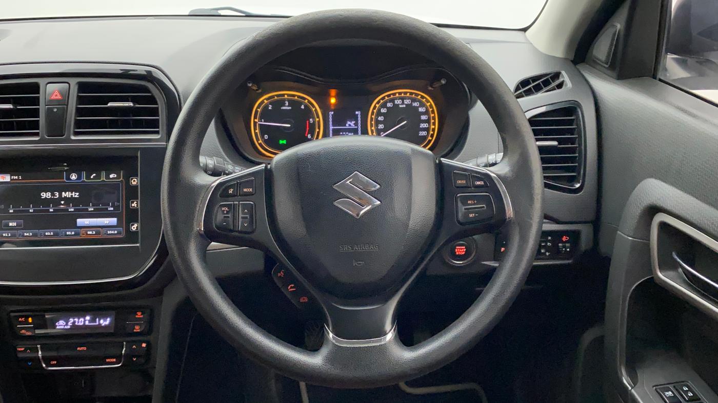 2017 Maruti Vitara Brezza ZDI PLUS, Diesel, Manual, 40,988 km, Steering Wheel Close Up