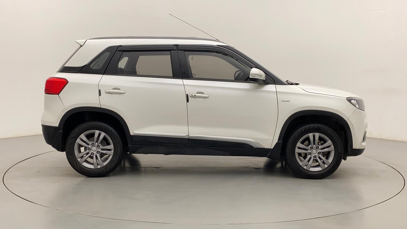 2017 Maruti Vitara Brezza ZDI PLUS, Diesel, Manual, 40,988 km, Right Side View
