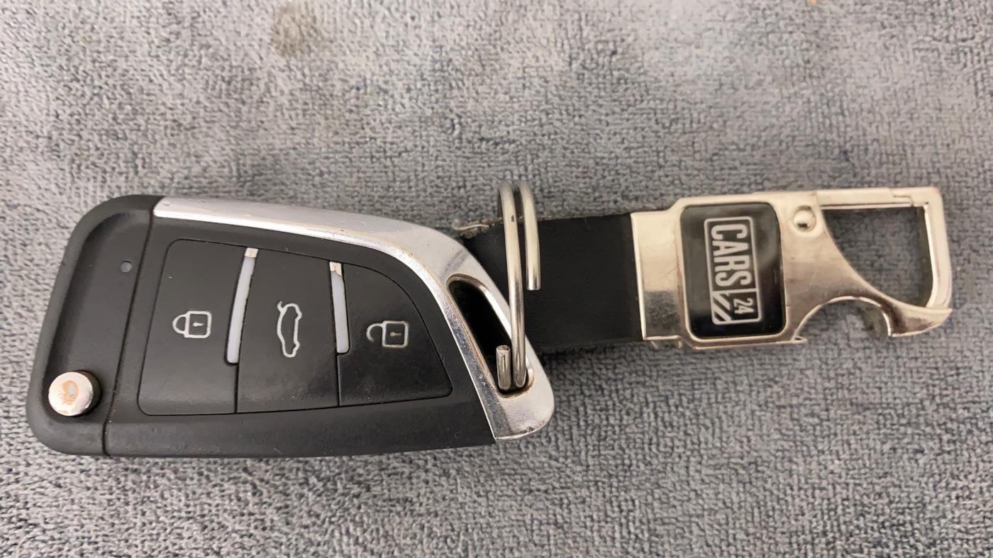 2020 Maruti Baleno SIGMA PETROL 1.2, Petrol, Manual, 21,864 km, Key Close Up