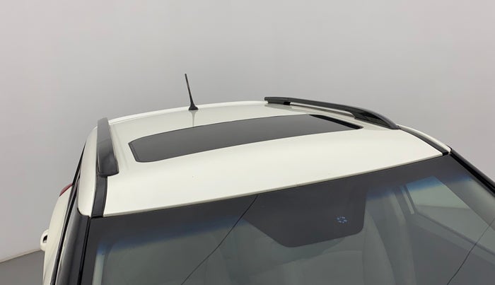 2021 Mahindra XUV300 W8 (O) 1.5 DIESEL AMT, Diesel, Automatic, 66,451 km, Roof
