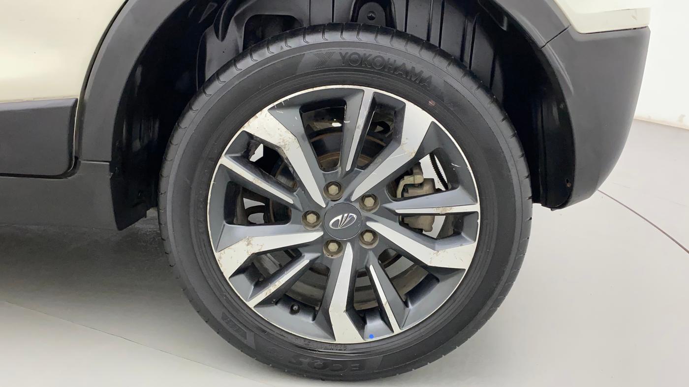 2021 Mahindra XUV300 W8 (O) 1.5 DIESEL AMT, Diesel, Automatic, 66,451 km, Left Rear Wheel