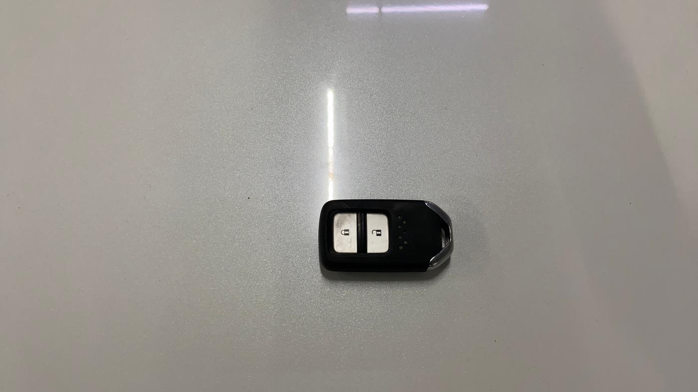 2022 Honda WR-V 1.2L I-VTEC VX MT, Petrol, Manual, 40,051 km, Key Close Up