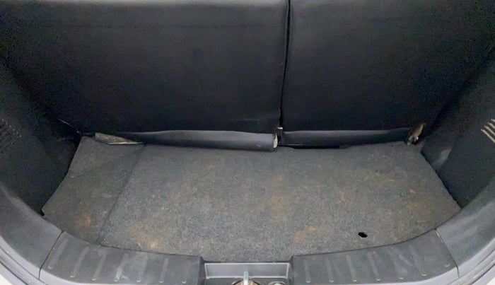 2014 Maruti Wagon R 1.0 VXI, Petrol, Manual, 41,290 km, Boot Inside
