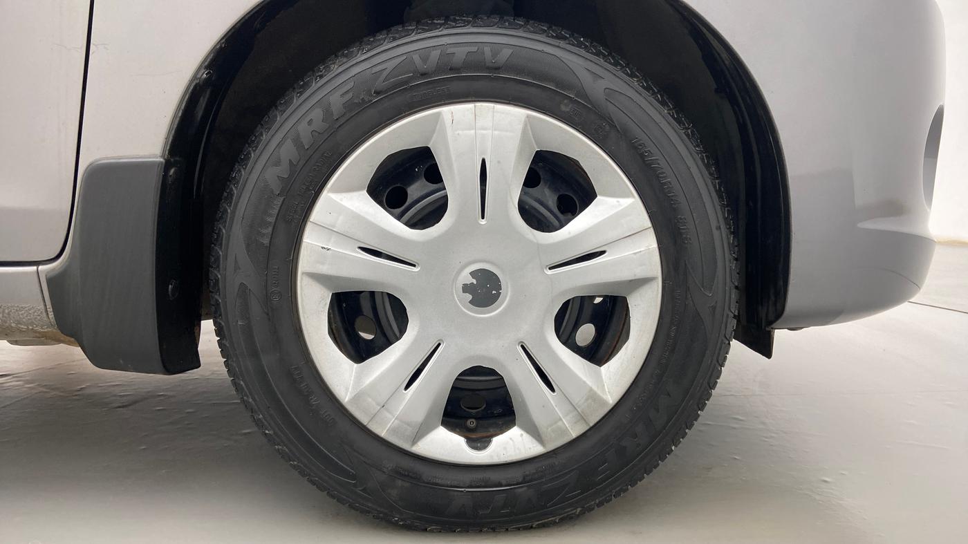2016 Maruti Celerio ZXI AMT, Petrol, Automatic, 38,417 km, Right Front Wheel