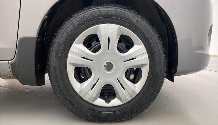 2016 Maruti Celerio ZXI AMT, Petrol, Automatic, 38,417 km, Right Front Wheel