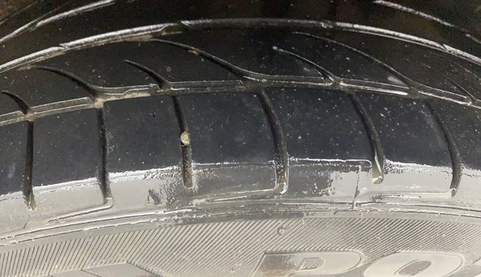 2016 Ford Ecosport TITANIUM 1.5L DIESEL, Diesel, Manual, 89,741 km, Left Rear Tyre Tread