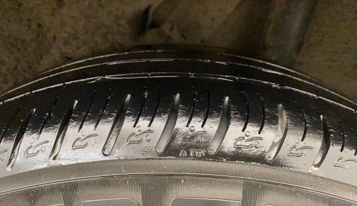 2021 Hyundai VENUE SX 1.0 TURBO, Petrol, Manual, 44,059 km, Left Rear Tyre Tread