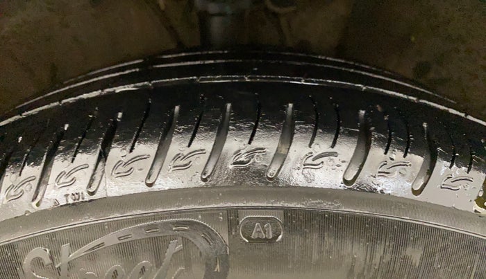 2021 Hyundai VENUE SX 1.0 TURBO, Petrol, Manual, 44,059 km, Right Front Tyre Tread