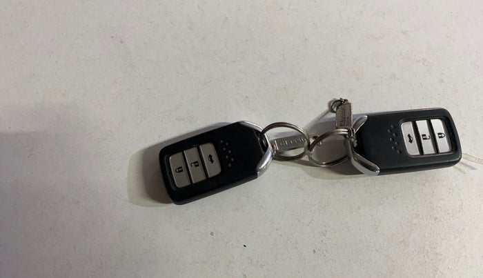 2017 Honda City 1.5L I-VTEC V MT, Petrol, Manual, 72,652 km, Key Close Up