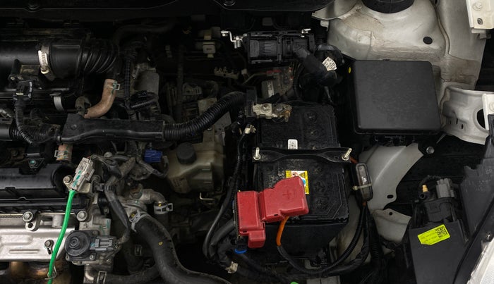 2022 Maruti Swift VXI AMT, Petrol, Automatic, 42,006 km, Engine View - Left