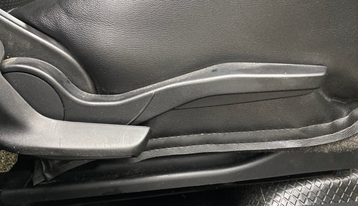 2022 Maruti Swift VXI AMT, Petrol, Automatic, 42,006 km, Driver Side Adjustment Panel