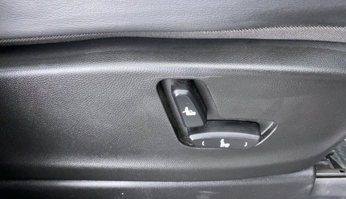 2019 MG HECTOR SHARP DCT PETROL, Petrol, Automatic, 13,467 km, Driver Side Adjustment Panel