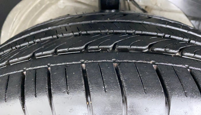 2019 MG HECTOR SHARP DCT PETROL, Petrol, Automatic, 13,467 km, Right Front Tyre Tread