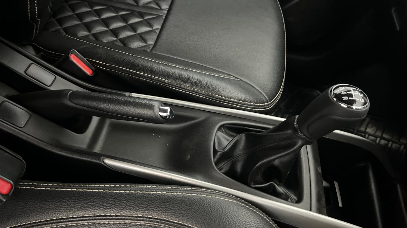 2018 Maruti Baleno DELTA PETROL 1.2, Petrol, Manual, 59,166 km, Gear Lever
