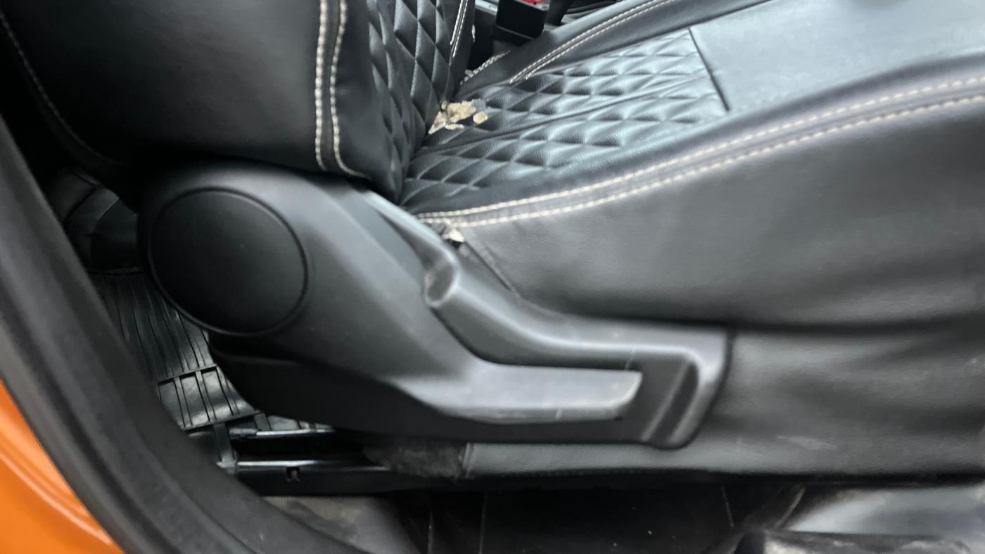 2018 Maruti Baleno DELTA PETROL 1.2, Petrol, Manual, 59,166 km, Driver Side Adjustment Panel