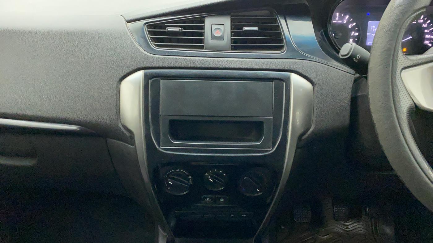 2016 Tata Bolt XE REVOTRON, Petrol, Manual, 49,558 km, Air Conditioner