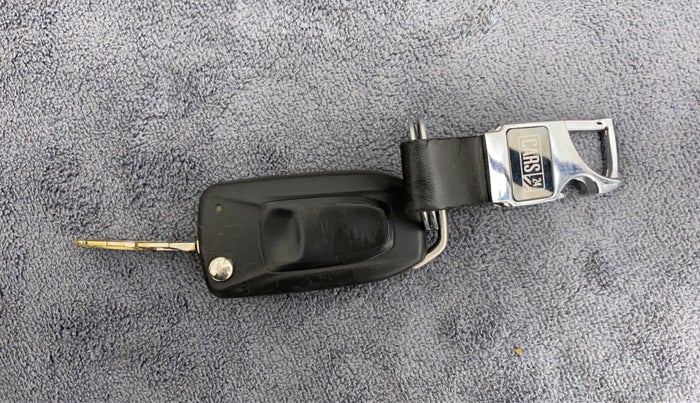 2016 Tata Bolt XE REVOTRON, Petrol, Manual, 49,558 km, Key Close Up