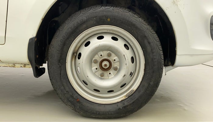 2016 Tata Bolt XE REVOTRON, Petrol, Manual, 49,558 km, Right Front Wheel