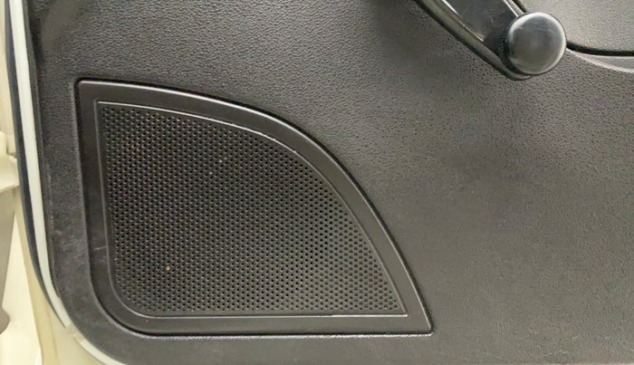 2016 Tata Bolt XE REVOTRON, Petrol, Manual, 49,558 km, Speaker