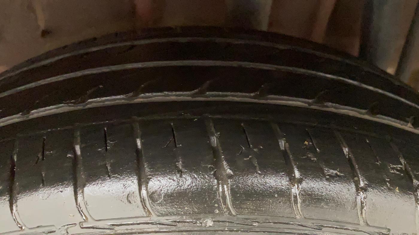 2020 Tata Tiago XZA PLUS DUAL TONE PETROL, Petrol, Automatic, 26,526 km, Left Rear Tyre Tread