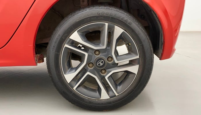 2020 Tata Tiago XZA PLUS DUAL TONE PETROL, Petrol, Automatic, 26,526 km, Left Rear Wheel