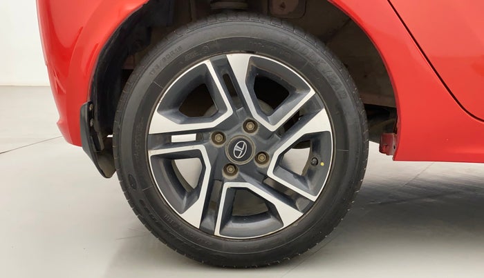 2020 Tata Tiago XZA PLUS DUAL TONE PETROL, Petrol, Automatic, 26,526 km, Right Rear Wheel