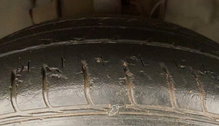 2020 Tata Tiago XZA PLUS DUAL TONE PETROL, Petrol, Automatic, 26,526 km, Right Front Tyre Tread