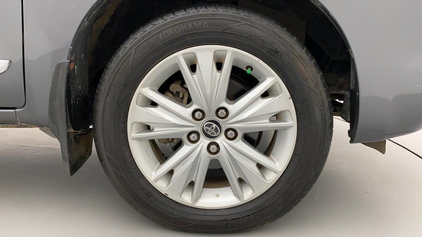 2016 Toyota Innova Crysta 2.8 ZX AT 7 STR, Diesel, Automatic, 88,694 km, Right Front Wheel