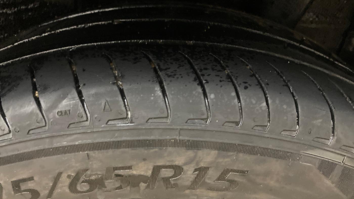 2024 Hyundai EXTER SX(O) CONNECT 1.2 AMT DUAL TONE, Petrol, Automatic, 28,151 km, Left Rear Tyre Tread