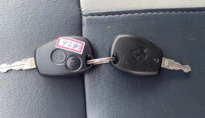 2014 Renault Duster 85 PS RXL DIESEL, Diesel, Manual, 74,437 km, Key Close Up