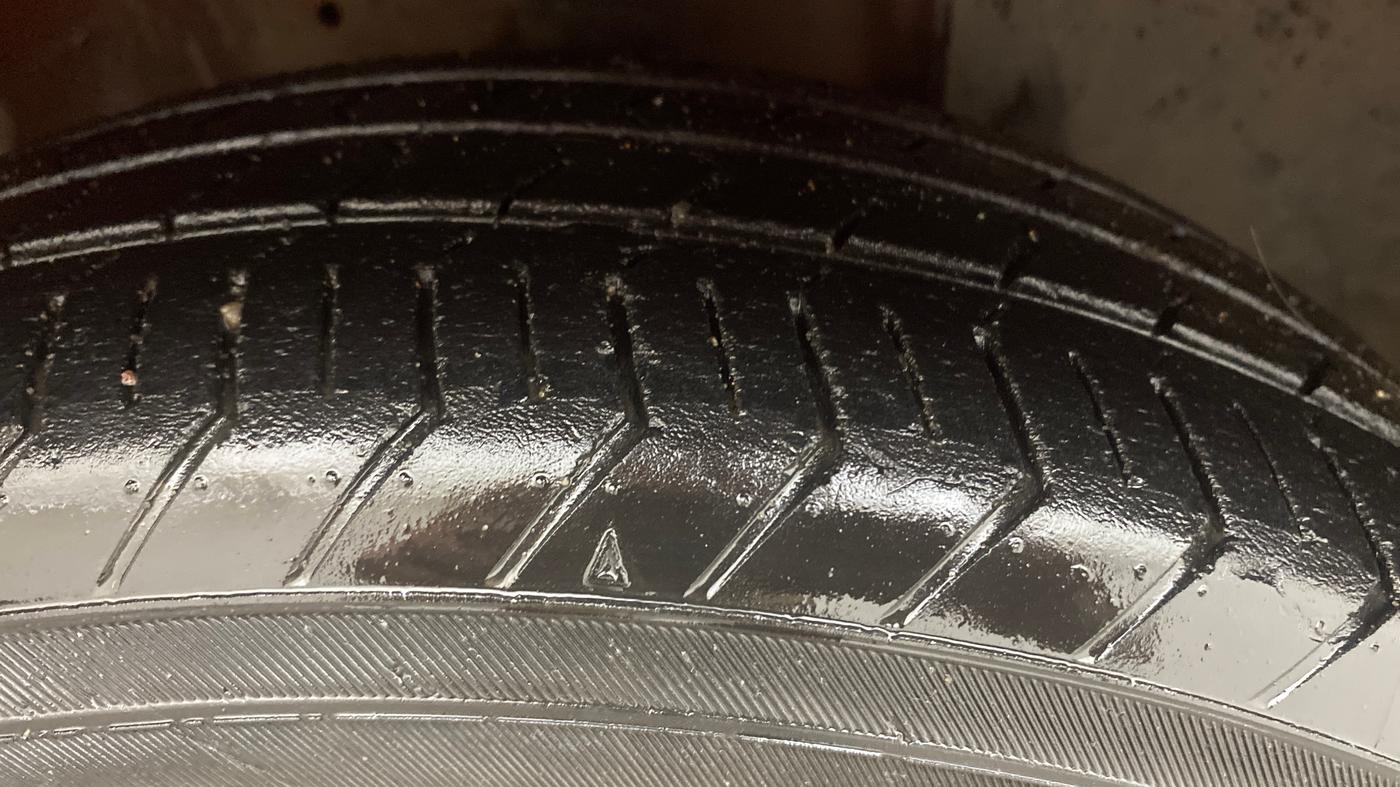 2021 Maruti Celerio ZXI PLUS AGS, Petrol, Automatic, 31,068 km, Right Front Tyre Tread