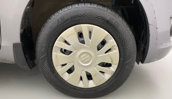 2012 Maruti Swift VXI, Petrol, Manual, 84,476 km, Right Front Wheel