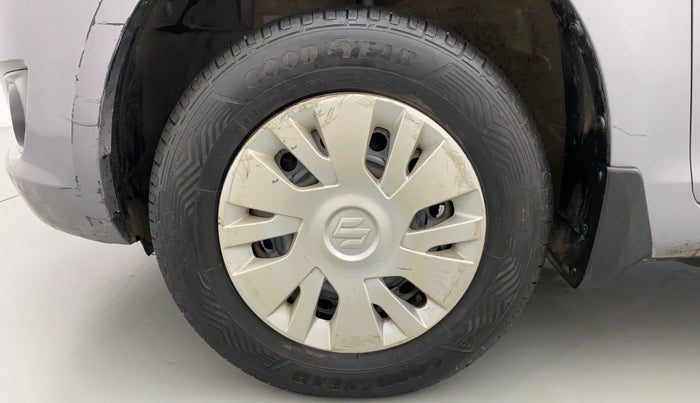 2012 Maruti Swift VXI, Petrol, Manual, 84,476 km, Left Front Wheel