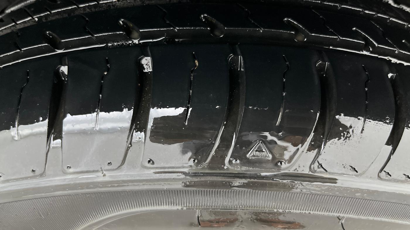 2021 Maruti Swift VXI, Petrol, Manual, 51,761 km, Left Rear Tyre Tread