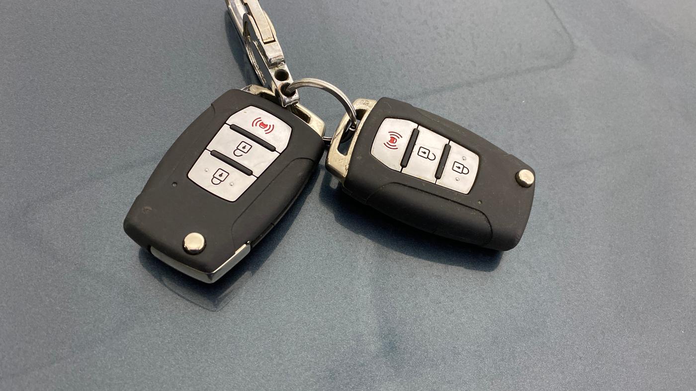 2021 Mahindra XUV300 W8 1.2 PETROL, Petrol, Manual, 50,918 km, Key Close Up