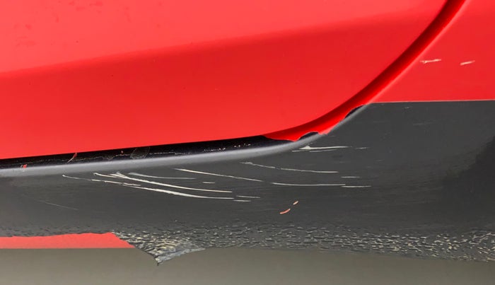 2016 Maruti Swift VXI, Petrol, Manual, 38,025 km, Left running board - Minor scratches