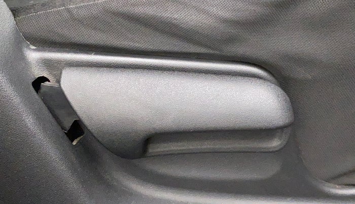2016 Maruti Swift VXI, Petrol, Manual, 38,025 km, Driver Side Adjustment Panel