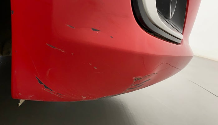 2016 Maruti Swift VXI, Petrol, Manual, 38,025 km, Front bumper - Minor scratches