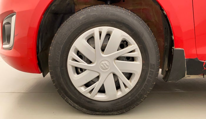 2016 Maruti Swift VXI, Petrol, Manual, 38,025 km, Left Front Wheel