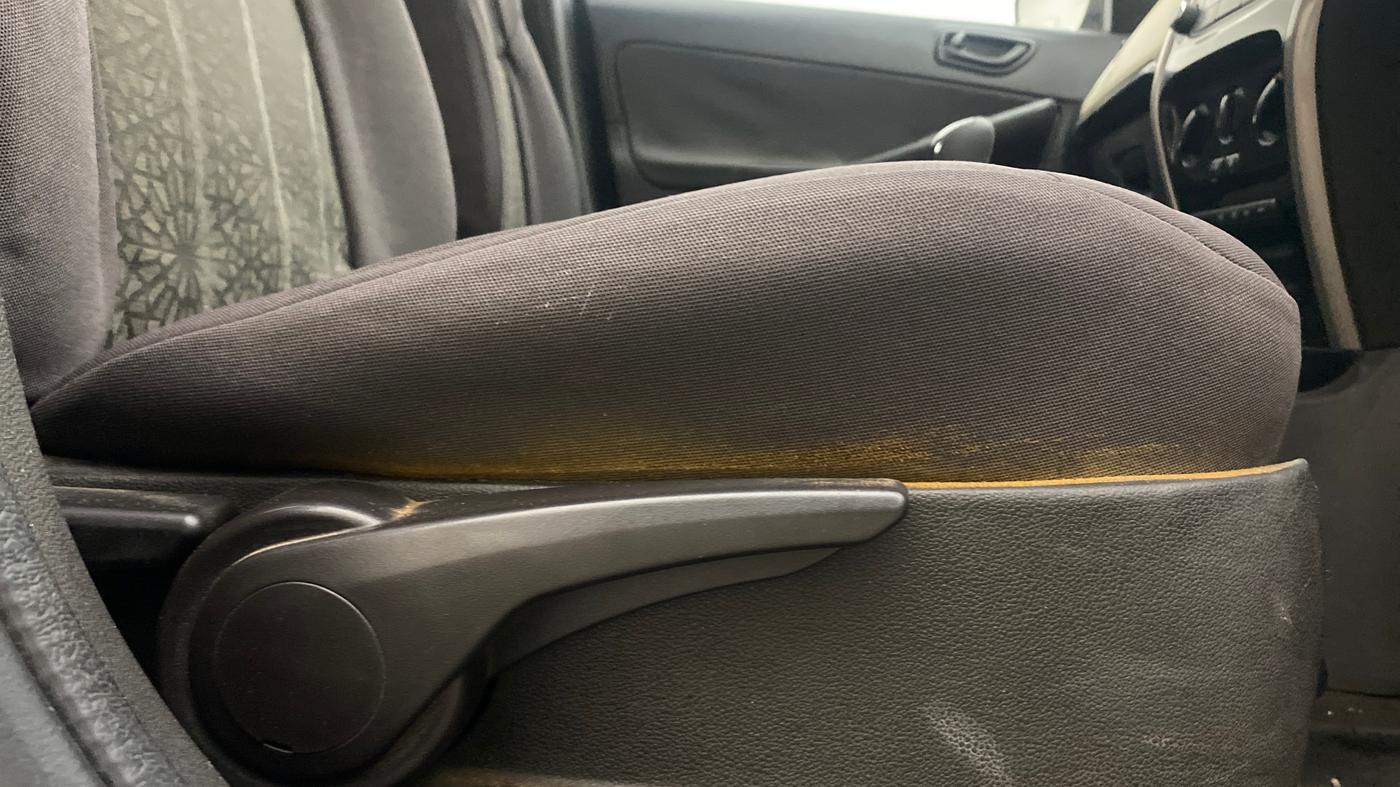 2016 Tata Zest XMS PETROL, Petrol, Manual, 91,710 km, Driver Side Adjustment Panel